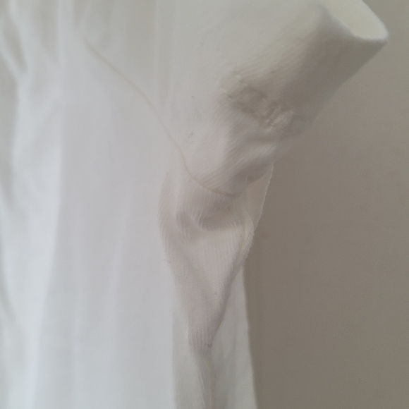 Adidas Tshirt, Size XL - Picture 5 of 5